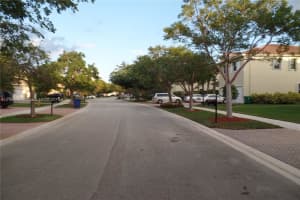10463 SW 54th St, Cooper City, FL 33328, Sold 02/10/17