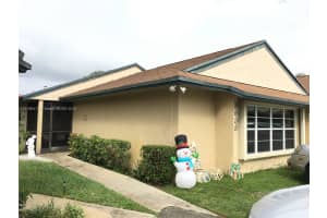 8639 Bridle Path Ct, Davie, FL 33328, Sold 03/14/17