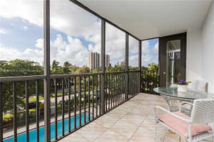 3375 N Country Club Dr, Miami, FL 33180, Sold 03/15/17