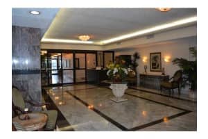 800 NE 195th St, Miami, FL 33179, Sold 10/03/17