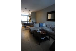 14964 SW 40th St, Miami, FL 33185, Sold 06/20/17