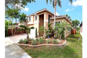 5322 NW 110th Ave, Doral, FL 33178, Sold 02/23/17