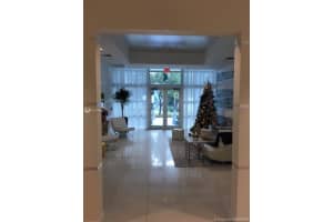1723 SW 2nd Ave, Miami, FL 33129, Sold 05/23/17