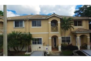 16629 NW 73rd Pl, Hialeah, FL 33014, Sold 04/03/17
