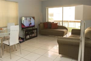 1121 SW 122nd Ave, Miami, FL 33184, Sold 04/07/17