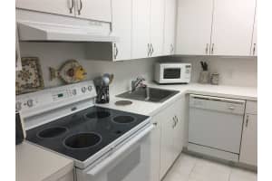 3101 N Country Club Dr, Aventura, FL 33180, Sold 03/03/17