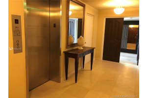 613 Ocean Dr #11d, Key Biscayne, FL 33149, Sold 10/05/17