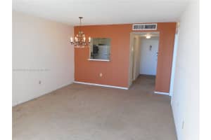 1020 Meridian Ave, Miami Beach, FL 33139, Sold 02/17/17