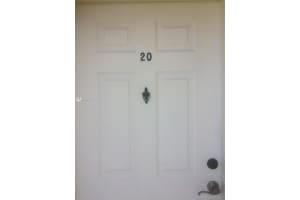 9191 Fontainebleau Blvd, Miami, FL 33172, Sold 07/17/17