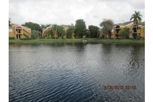 8375 SW 5th St, Pembroke Pines, FL 33025, Sold 01/24/17