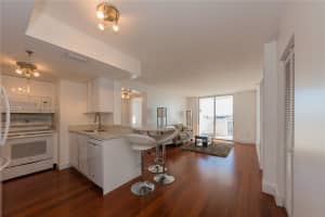 1621 Bay Rd, Miami Beach, FL 33139, Sold 05/17/17