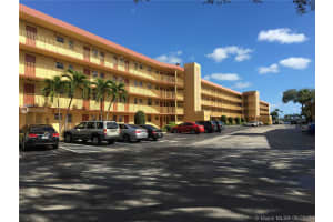 445 NE 195th St, Miami, FL 33179, Sold 08/14/17