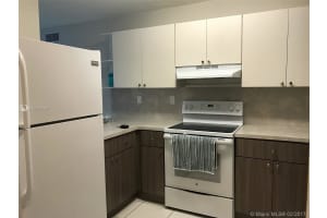 2775 W 52nd St, Hialeah, FL 33016, Sold 05/12/17