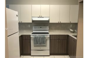 2775 W 52nd St, Hialeah, FL 33016, Sold 05/12/17