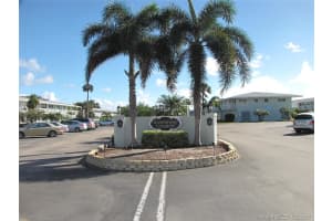 2542 S Federal Hwy, Boynton Beach, FL 33435, Sold 05/01/17