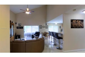 5403 NW 111th Ct, Doral, FL 33178, Sold 03/10/17