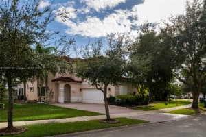 20560 SW 1st St, Pembroke Pines, FL 33029, Sold 03/10/17