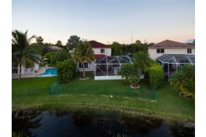 20560 SW 1st St, Pembroke Pines, FL 33029, Sold 03/10/17