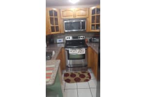 9405 W Flagler St APT D402, Miami, FL 33174, Sold 03/30/17