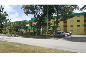 666 W 81st St, Hialeah, FL 33014, Sold 02/28/17