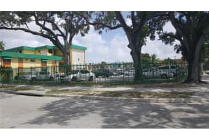 666 W 81st St, Hialeah, FL 33014, Sold 02/28/17