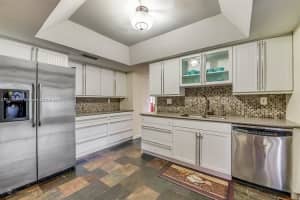 8221 SW 39th Ct, Davie, FL 33328, Sold 03/20/17