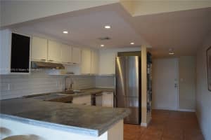 6886 N Kendall Dr APT D302, Pinecrest, FL 33156, Sold 02/28/17