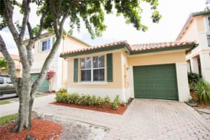 14353 NW 83rd Path, Miami Lakes, FL 33016, Sold 03/03/17