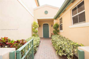 14353 NW 83rd Path, Miami Lakes, FL 33016, Sold 03/03/17