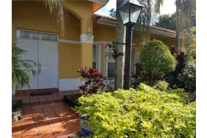 5765 NW 98th Ct, Doral, FL 33178, Sold 03/17/17
