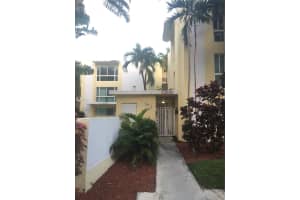 9971 W Bay Harbor Dr, Bay Harbor Islands, FL 33154, Sold 08/28/17