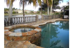 14883 SW 24th St, Miami, FL 33185, Sold 02/21/17