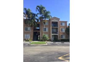 8010 N Nob Hill Rd, Tamarac, FL 33321, Sold 04/03/17