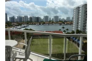 3640 Yacht Club Dr, Aventura, FL 33180, Sold 03/17/17