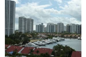 3640 Yacht Club Dr, Aventura, FL 33180, Sold 03/17/17