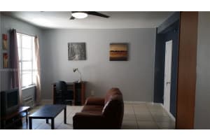 3030 Collins Ave #3d, Miami Beach, FL 33140, Sold 03/03/17