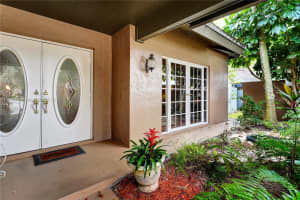8655 SW 57th Manor, Cooper City, FL 33328, Sold 06/05/17