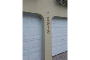 2913 NW 97th Ct, Doral, FL 33172, Sold 05/26/17
