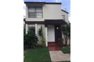 643 NW 97th Pl, Miami, FL 33172, Sold 04/21/17