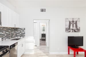 1320 Drexel Ave, Miami Beach, FL 33139, Sold 02/21/17