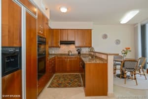 19333 Collins Ave, Sunny Isles Beach, FL 33160, Sold 11/29/17