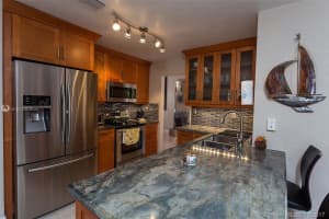 502 SW 88th Pl E, Miami, FL 33174, Sold 03/24/17