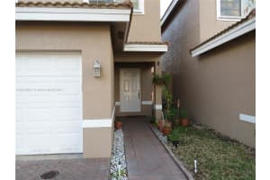 9472 NW 54th St, Sunrise, FL 33351, Sold 04/20/17