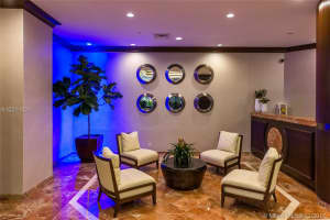 3610 Yacht Club Dr, Miami, FL 33180, Sold 08/08/17