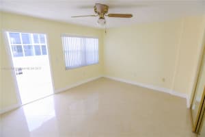 240 Collins Ave #3e, Miami Beach, FL 33139, Sold 06/19/17