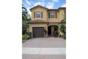 370 NE 37th Pl, Homestead, FL 33033, Sold 06/02/17