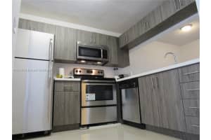 10035 NW 44th Terrace, Doral, FL 33178, Sold 07/19/17