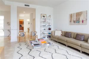 6103 Laguna Dr W, Miami Beach, FL 33141, Sold 06/06/17