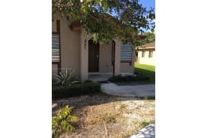 867 SW 7th Plaza, Homestead, FL 33034, Sold 02/28/17