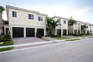 2714 SW 81st Terrace, Miramar, FL 33025, Sold 01/26/17